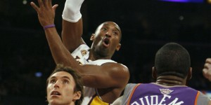 【大发体育】前NBA球员：欧文曾当众让纳什把两座MVP奖杯还给科比 说他不配