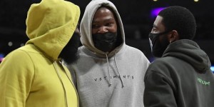 【大发体育】纽约记者：NBA老板考虑反制KD逼宫行为 停摆是选项之一