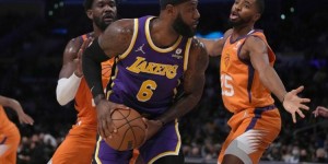 <?php the_title(); ?>