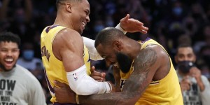 【大发体育】A史密斯炮轰詹姆斯：威少的尴尬处境有他的一份力 收手吧！