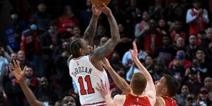 【大发体育】中投靓仔们！2022年至今命中中投最多的球员Top3：德罗赞居首