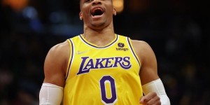 <?php the_title(); ?>