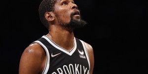 【大发体育】队记：篮网并不是劝杜兰特留下一年 而是计划一段长期的合作