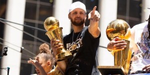 <?php the_title(); ?>