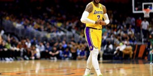 <?php the_title(); ?>