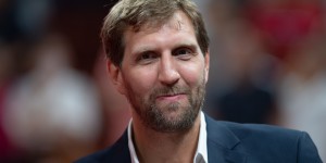 【大发体育】诺维茨基赞西班牙归化球员洛伦佐-布朗：1/8决赛他接管了加时赛