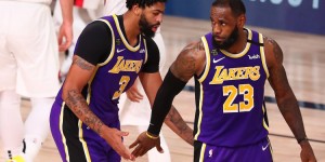 <?php the_title(); ?>