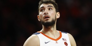 【大发体育】官方：勇士正式与后卫泰-杰罗姆签约