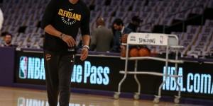 <?php the_title(); ?>