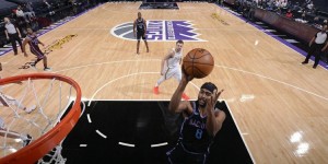 <?php the_title(); ?>