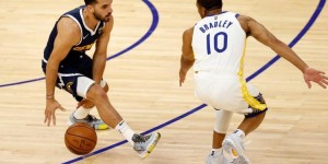 <?php the_title(); ?>