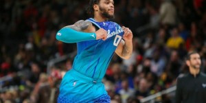 【大发体育】三球：我有经常和布里奇斯交流 希望他新赛季能和球队在一起