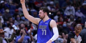 【大发体育】东契奇赛季前3场合计得分100+篮板25+助攻20+ 继威少后历史第2人