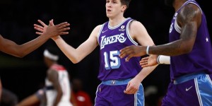 <?php the_title(); ?>