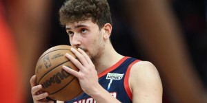 <?php the_title(); ?>