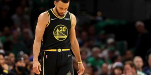 【大发体育】库里谈加时输球：我们第三节追回了比分 第四节末段曾领先4分