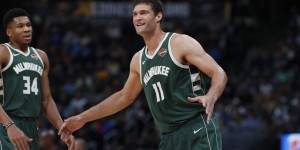 <?php the_title(); ?>