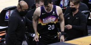 【大发体育】布克：当听到教练让萨里奇上场的那一刻 我感到非常兴奋