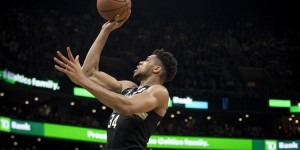 【大发体育】强！字母哥是历史首位赛季前六战至少得到200分75板25助的球员