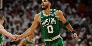 <?php the_title(); ?>