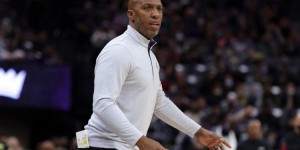 <?php the_title(); ?>