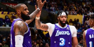 【大发体育】浓眉：詹姆斯不再年轻了 他渴望在剩下的生涯里争冠！