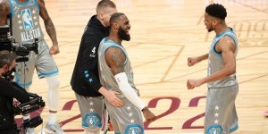 <?php the_title(); ?>