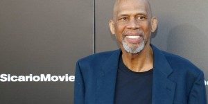 <?php the_title(); ?>