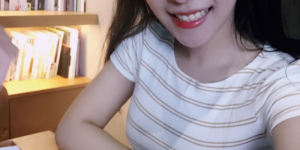 【大发扑克】長榮超優質「美乳空姐」！水藍比基尼好殺，辣到要噴鼻血了！，大发助力你的致富之路！