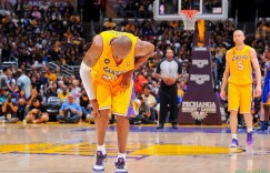 【大发扑克】讨论|21世纪8大被高估球队：12-13湖人居首 姚麦时期火箭在列