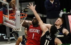 【大发扑克】米德尔顿谈防守锡安：他很强壮 是个很特别的家伙