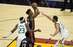 【大发扑克】手刃领头羊！巴特勒22中12轰下33+10+8准三双