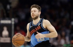 【大发扑克】塞克斯顿谈德拉维多瓦：他退役后能当教练 数据无法体现他的贡献