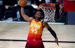 【大发扑克】米切尔连续两场比赛命中5记三分且砍下35分 成爵士队史首人