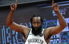 【大发扑克】哈登职业生涯29次砍下40+10+5  自1980年以来联盟首人