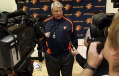 【大发扑克】老尼尔森：仍然对在7顺位选到库里感到震惊 这概率只有百万分之一