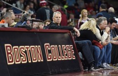 【大发扑克】安吉：可能在休赛期再使用交易特例 不会贸然交易无法续约的球员