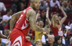 【大发扑克】雄鹿今年休赛期最多能给塔克一份2年1700万美元续约合同