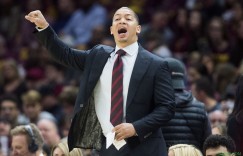 【大发扑克】泰伦-卢：看到路威离开很难过 隆多在场上跟勒布朗一样理智且聪明