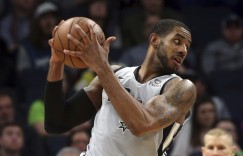 【大发扑克】联盟高管：别指望马刺会把阿德交易给西部球队