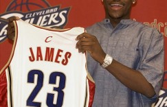 【大发扑克】詹姆斯回忆自己第一次全明星周末：很特别 难以忘怀