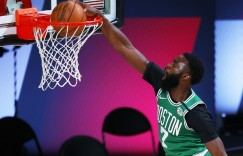 【大发扑克】杰伦-布朗：不知道离队史三分纪录就差1个 否则会再出手五六次