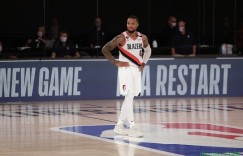 【大发扑克】A-史密斯：利拉德应该去大城市打球 比如纽约或者洛杉矶