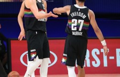 【大发扑克】穆雷&约基奇谈前总经理：关系如同家人 希望他未来一切顺利