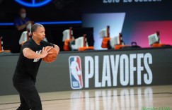 【大发扑克】泰伦-卢：球队攻防趋于平衡 从波波维奇身上学到很多东西