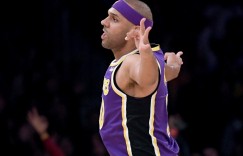 【大发扑克】杜德利：还没打算退役 喜欢和老詹喝酒&和AD组织球队晚餐