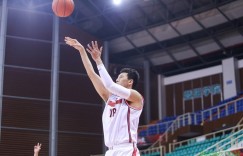 【大发扑克】关辛：杜润旺因滑囊炎缺阵 球队想让其休息至完全康复