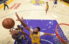 【大发扑克】【讨论】无球迷观战对球队影响多大？季后赛如何取得主客场平衡？