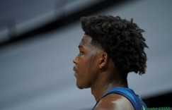 【大发扑克】射程不足！爱德华兹三分7中0&空砍23分10篮板