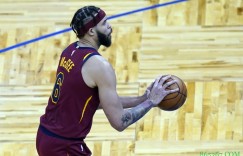 【大发扑克】Haynes：篮网等顶级球队有意麦基 但后者并不想买断合同